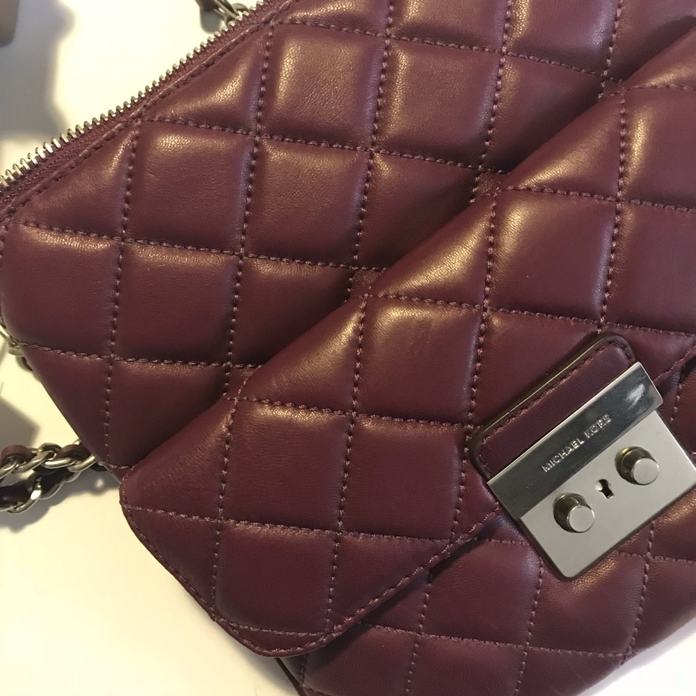 MICHAEL KORS Quilted Sloan medium Crossbody - Picture 2 of 4